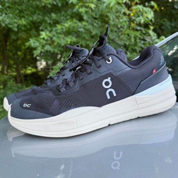 On Cloud ROGER PRO - Picture 1 of 8